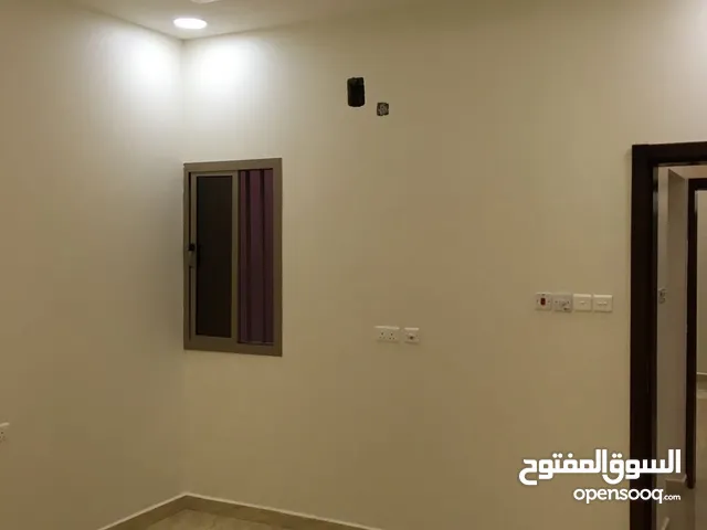 1111 m2 2 Bedrooms Apartments for Rent in Northern Governorate Madinat Hamad