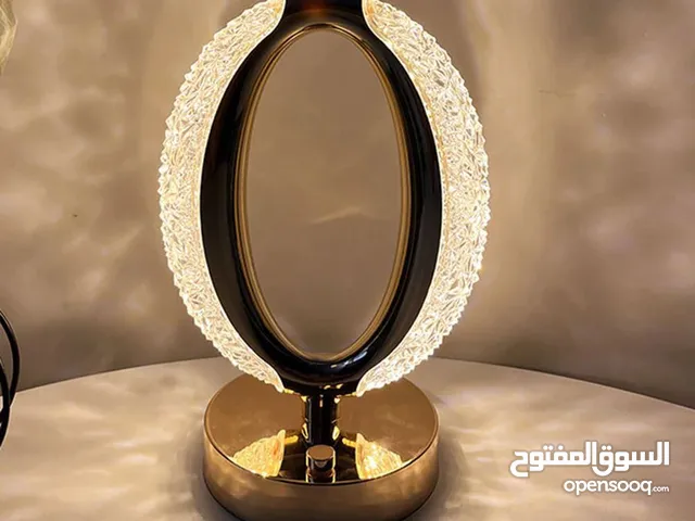 تيبل لامب مع سبع إضاءات