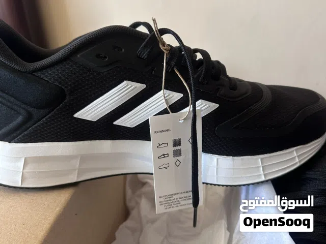 بوت adidas جديد بكرتونتو من الوكالة