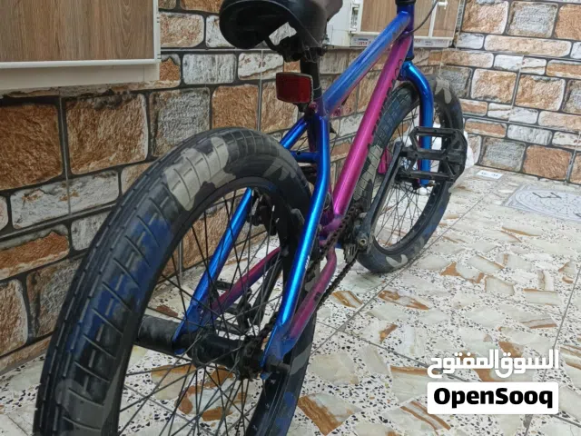 bmx GT سبع الوان