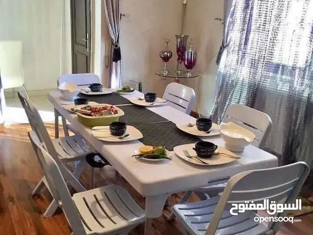 طاولات وكراسي طوي خارجية وداخلية