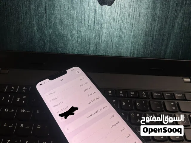 iPhone 13 : /