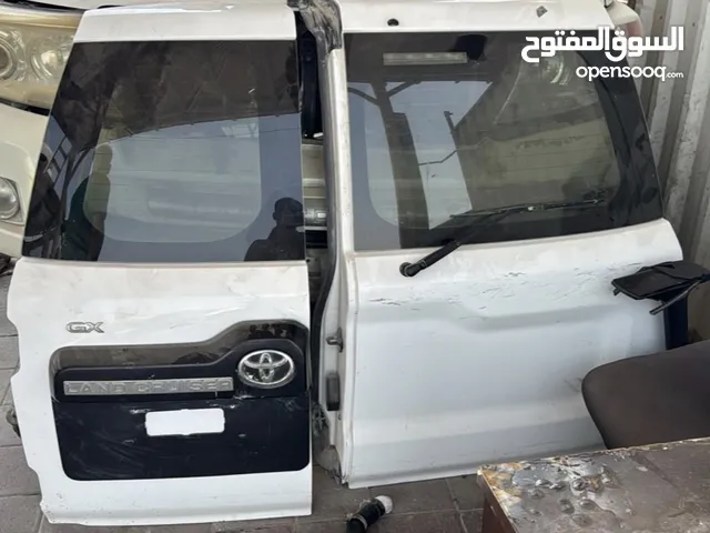 بيبان صفاق لاند كروزر