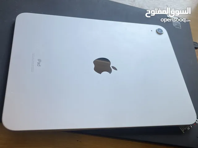 ايباد 10 شريتو جديد بكرتونتو قبل اقل من سنه واستخدامو شهر الايباد ممتاز استخدام شخصي