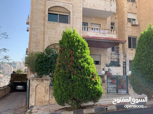 144 m2 More than 6 bedrooms Apartments for Sale in Amman Deir Ghbar