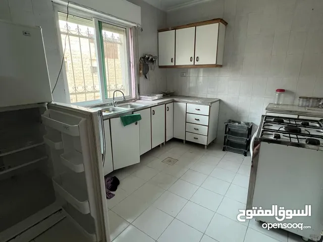 110 m2 3 Bedrooms Apartments for Sale in Amman Tla' Ali