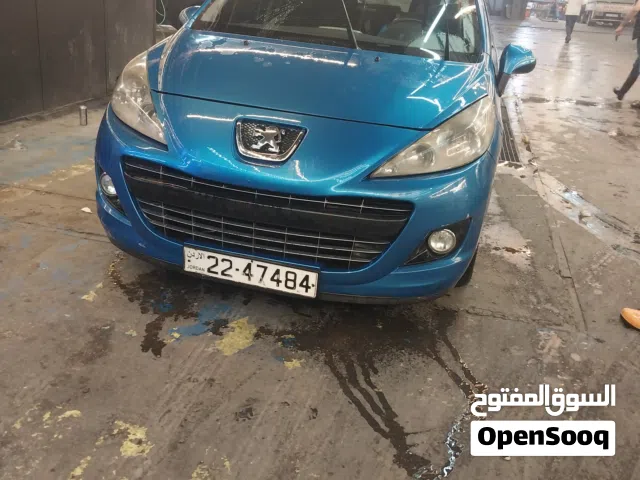 2012 بيجو 207 Standard