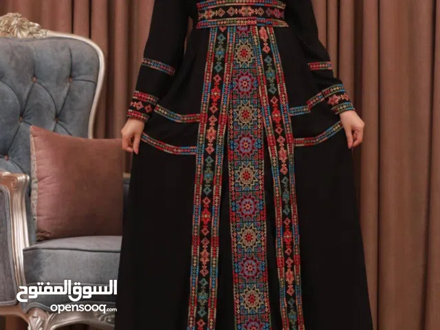 عباية تراث فلسطيني أصيل