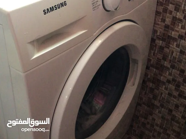 غساله سامسونج 7 كيلو استعمال 6 شهور بحاله ممتازه قابل للتفاوض شيء بسيط