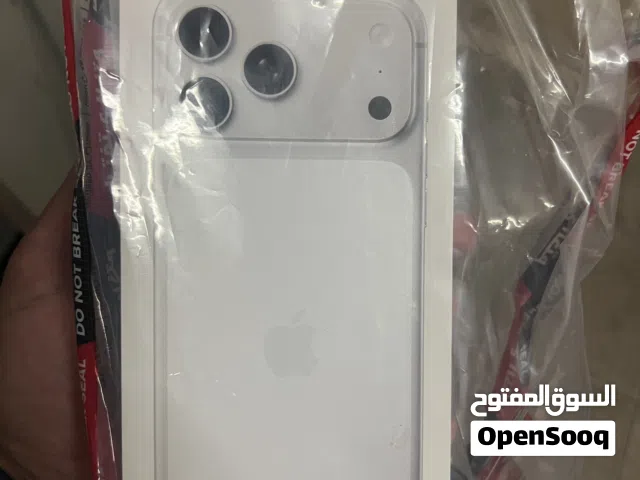 IPhone 17 Pro Max Brand new white 256 GB in Dubai