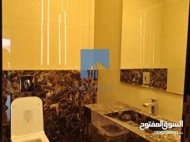 210 m2 3 Bedrooms Apartments for Sale in Amman Khalda