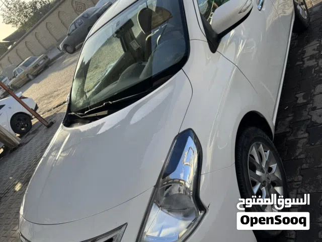 نيسان صني موديل مصري 2004