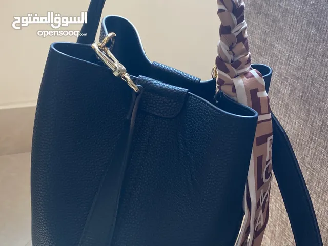 حقائب يد نسائيه  Women's handbags