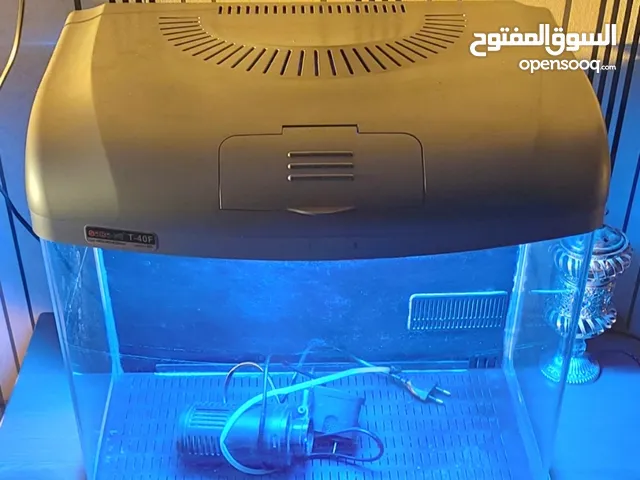 حوض سمك بحالة ممتازة