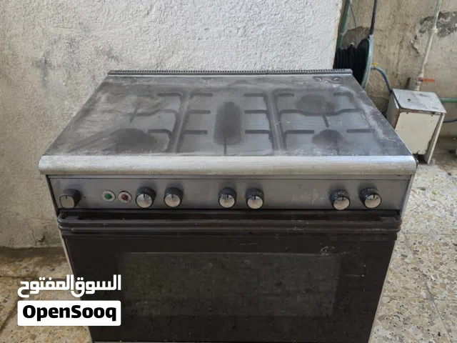 طباخ عشتار ايطالي