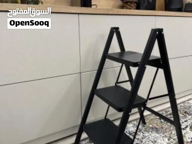 سلم معدني منزلي 3طوابق يتحمل وزن 150كجم