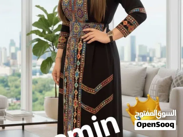 فستان الملكه