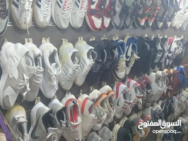 45 Sport Shoes in Amman