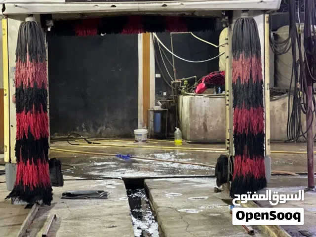 الة غسيل سريع للسيارات بحالة جيدة