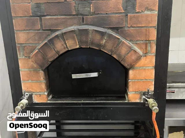 للبيع فرن استعمال خفيف واغراض مطعم