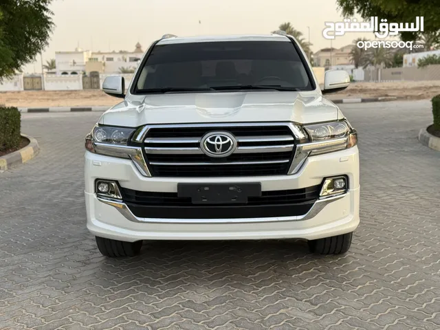 Used Toyota Land Cruiser in Sharjah