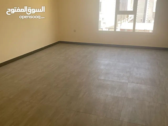 358 m2 5 Bedrooms Villa for Rent in Muscat Al Khoud