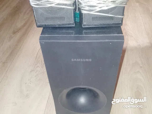 للبيع سماعات مضخم صوت كبيرة