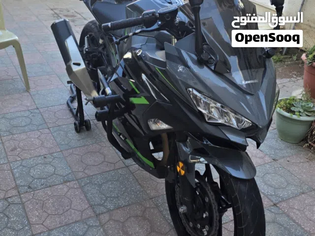 2019 كاواساكي Ninja 400