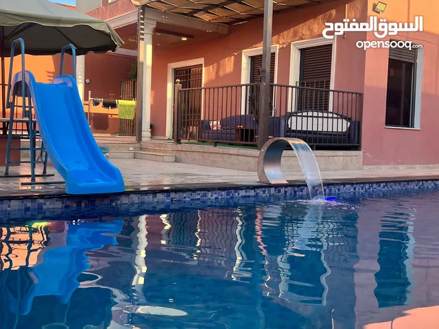 3 Bedrooms Chalet for Rent in Amman Al-Baida