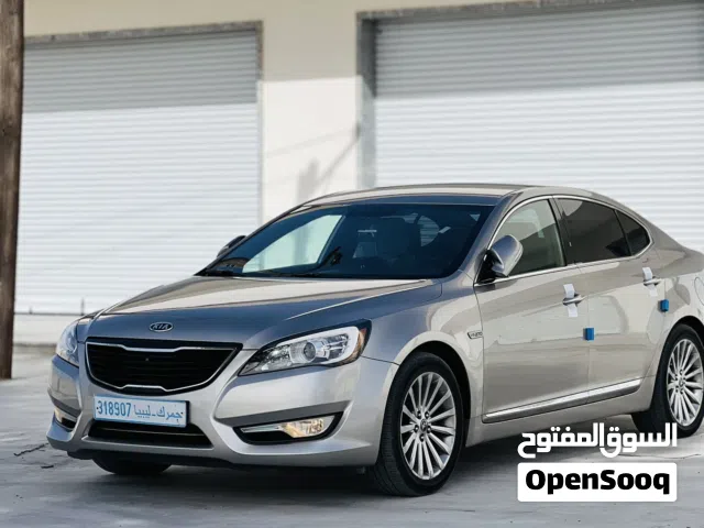 2011 Kia Cadenza Standard