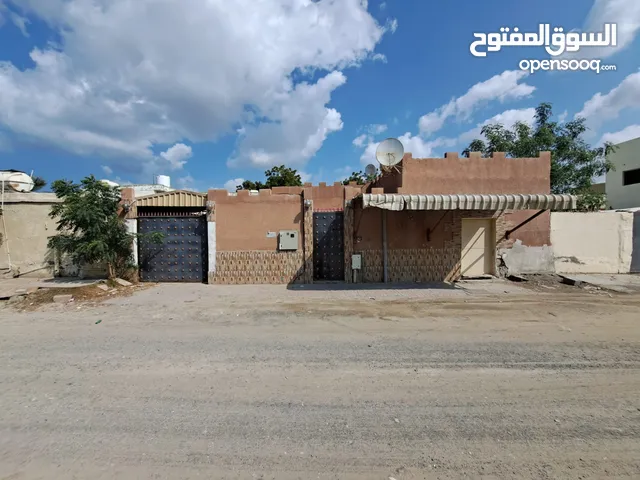 بيت للبيع في منطقة الصبخه الشارقة