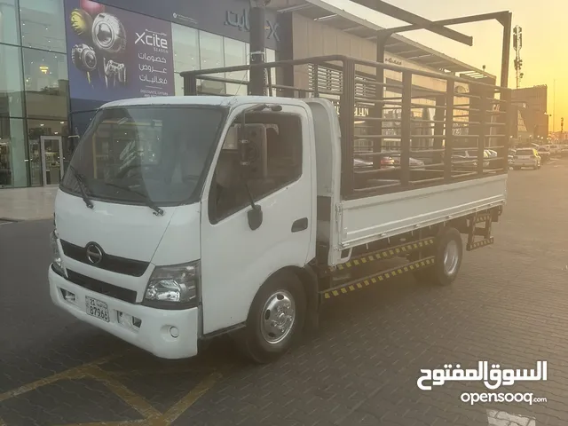 Box Hino 2013 in Al Ahmadi