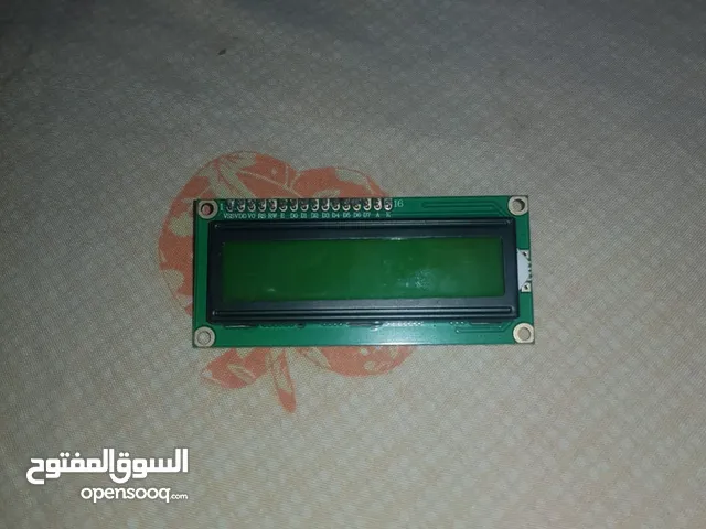 قطع إلكترونية وكابلات