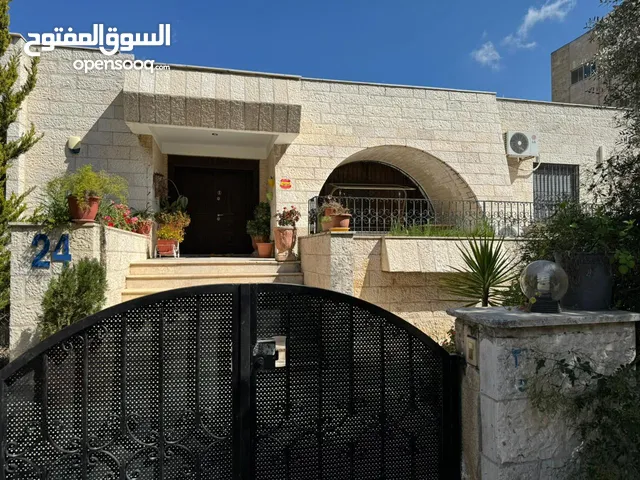 500 m2 5 Bedrooms Townhouse for Sale in Irbid Mojamma' Amman Al Jadeed