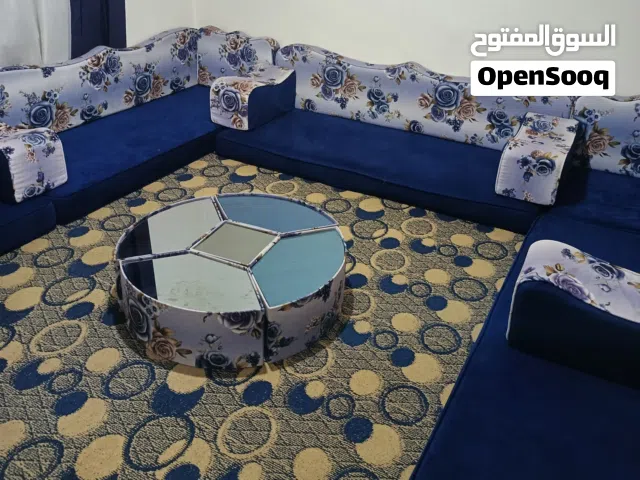طقم فرش للبيع غير مستهلك