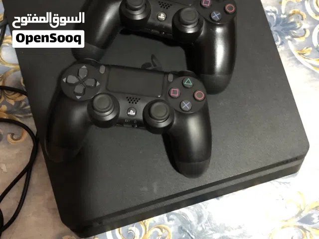 بلي 4سلم جوستكات اثنين مع يو بي اس مستعمل بس اسبوع واحد للبيع الي يشتري يتفضل يراسلني خاص