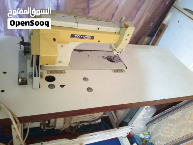 ماكينة خياطة درزة نوع TOYOTA شغالة ممتاز عل فحص قبل شراء
