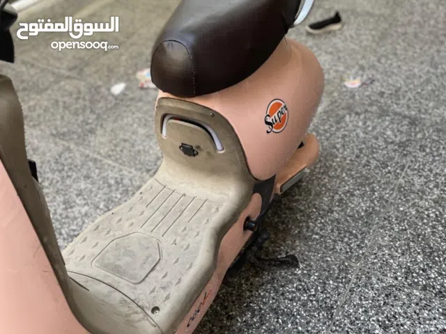 دراجة شحن للبيع بيهة بنجر بل تاير الأمامي والبريكات ميشتغلن سعرها 200الف وبيهة مجال بطاريات اكبار