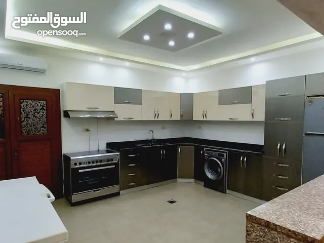 200 m2 3 Bedrooms Townhouse for Sale in Tripoli Abu Saleem