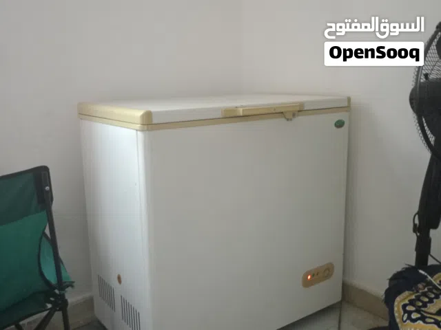 فريزر مستعمل بحاله جيده جدا مساحه كبيره والسعر قابل للتفاوض البسيط