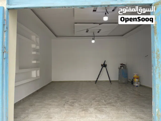 محلين للإيجار