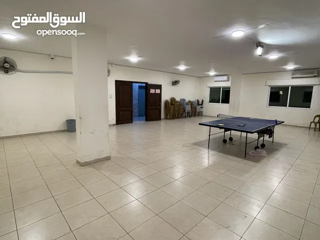 طابق مفتوح كامل للايجار