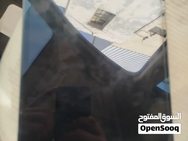Apple iPad 8 128 GB in Manama