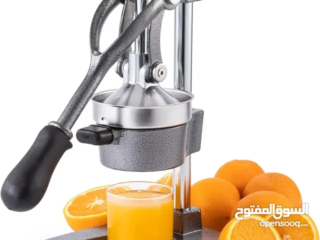 عصارة فواكه يدوية ماركة كراون ستيل مقاومة للاكسدة بسعر 35 الف والتوصيل 5 الف لجميع المحافظات