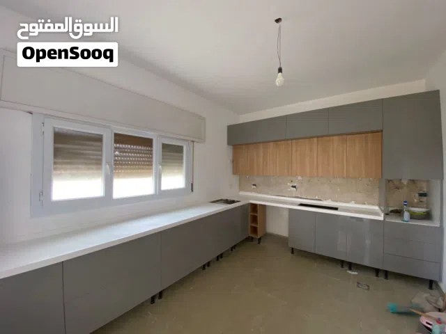 مطبخ بكامل ملحقاتة
