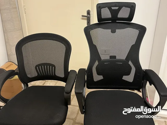 كراسي مكتبية دوارة استعمال بسيط