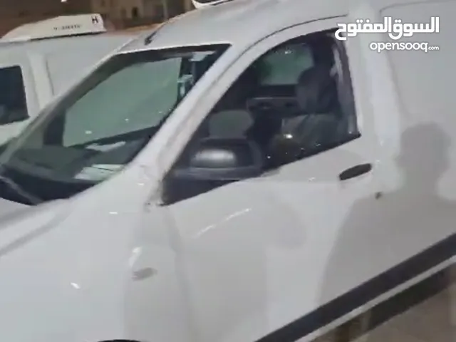 رينو دوكر ثلاجه للايجار الشهري