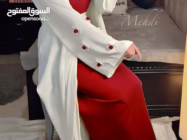فستان بينصل وبشت