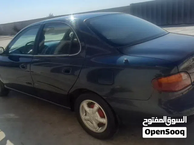 1997 هيونداي افانتي Standard