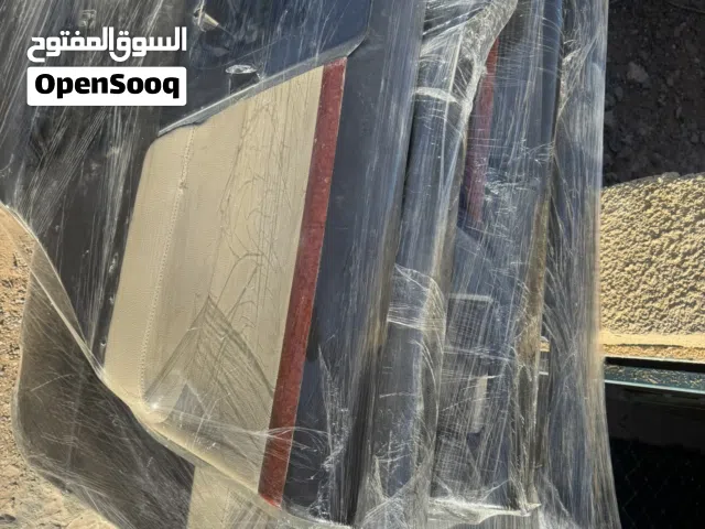 كفرات الابواب لاند كروزر 2008الى2011 نظيفه جدا vxr